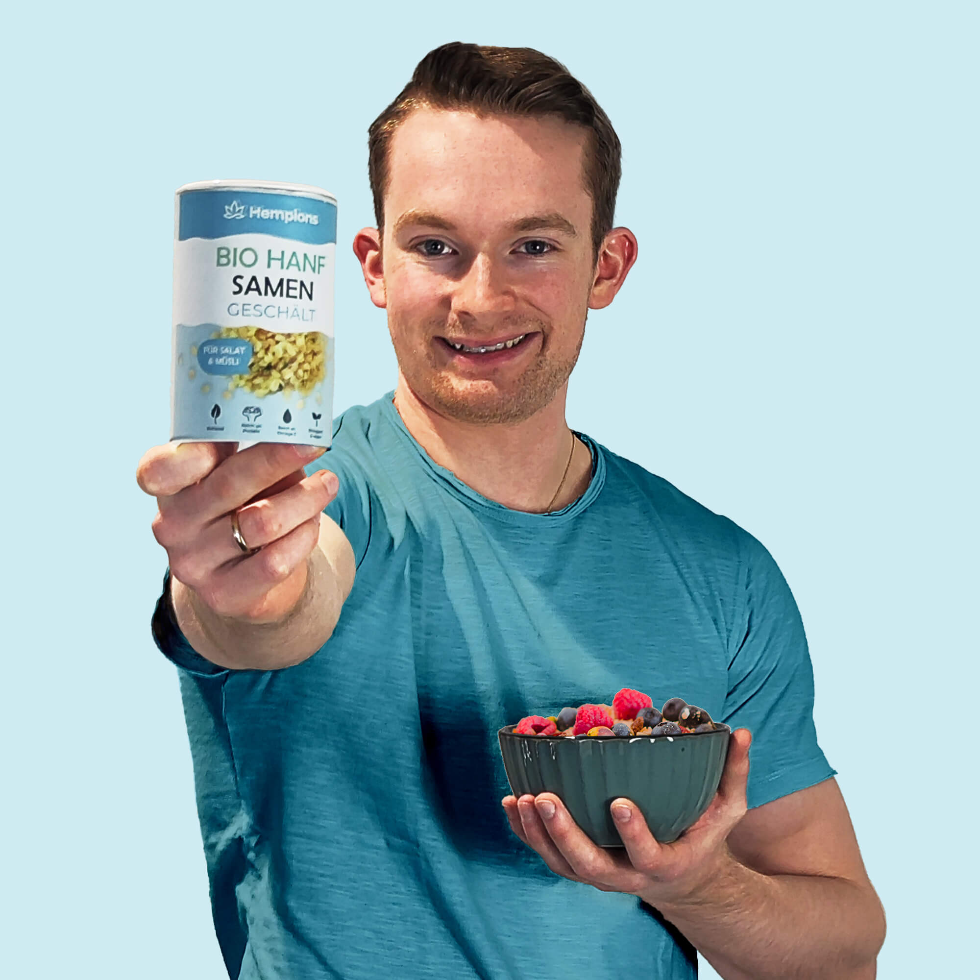 Bio Hanfsamen geschaelt Model Shot